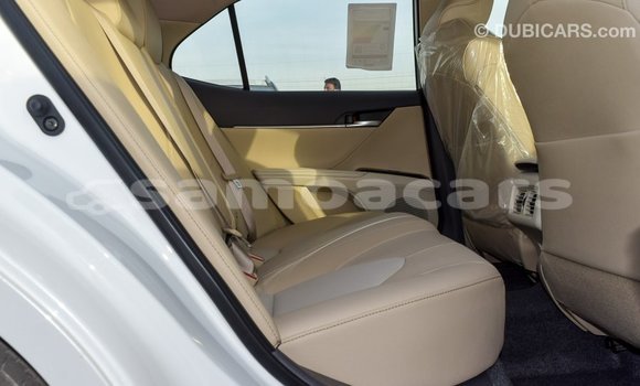 Buy Import Toyota Camry White Car in Import - Dubai in A'ana Buy Import Toyota Camry White Car in Import - Dubai in A'ana