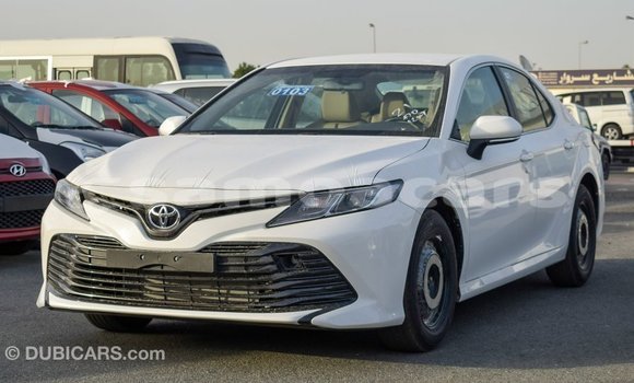 Buy Import Toyota Camry White Car in Import - Dubai in A'ana Buy Import Toyota Camry White Car in Import - Dubai in A'ana