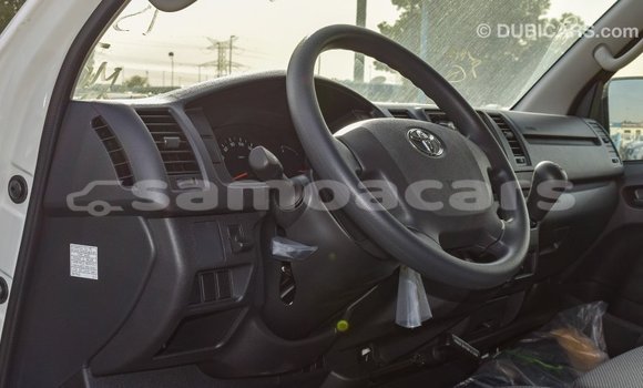 Buy Import Toyota Hiace White Car in Import - Dubai in A'ana Buy Import Toyota Hiace White Car in Import - Dubai in A'ana
