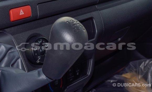 Buy Import Toyota Hiace White Car in Import - Dubai in A'ana Buy Import Toyota Hiace White Car in Import - Dubai in A'ana