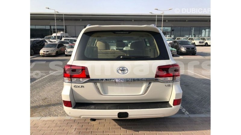 Big with watermark toyota land cruiser a ana import dubai 3939