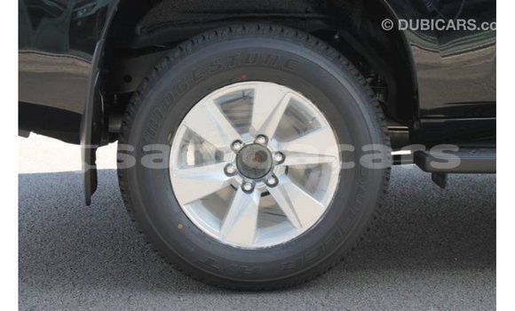 Acheter Import Voiture Toyota Hilux Noir à Import - Dubai, A'ana Acheter Import Voiture Toyota Hilux Noir à Import - Dubai, A'ana