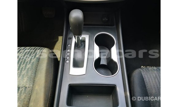 Acheter Import Voiture Nissan Altima Noir à Import - Dubai, A'ana Acheter Import Voiture Nissan Altima Noir à Import - Dubai, A'ana