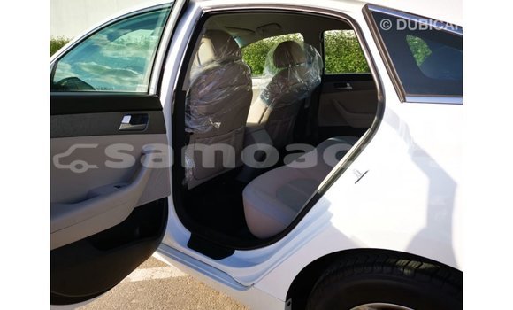 Acheter Import Voiture Hyundai Sonata Blanc à Import - Dubai, A'ana Acheter Import Voiture Hyundai Sonata Blanc à Import - Dubai, A'ana