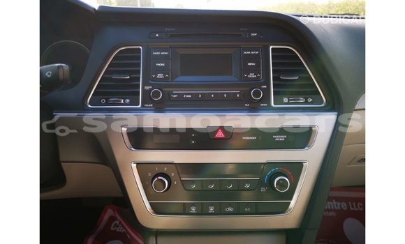 Acheter Import Voiture Hyundai Sonata Blanc à Import - Dubai, A'ana Acheter Import Voiture Hyundai Sonata Blanc à Import - Dubai, A'ana