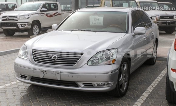 Acheter Import Voiture Lexus LS Autre à Import - Dubai, A'ana Acheter Import Voiture Lexus LS Autre à Import - Dubai, A'ana