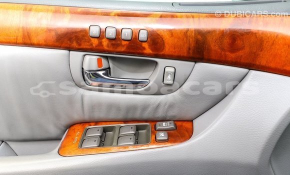 Acheter Import Voiture Lexus LS Autre à Import - Dubai, A'ana Acheter Import Voiture Lexus LS Autre à Import - Dubai, A'ana