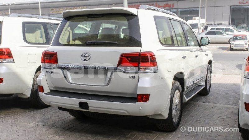 Big with watermark toyota land cruiser a ana import dubai 3952