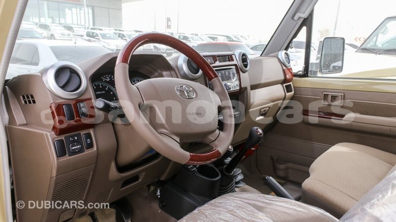 Big with watermark toyota land cruiser a ana import dubai 3955