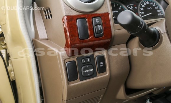Acheter Import Voiture Toyota Land Cruiser Beige à Import - Dubai, A'ana Acheter Import Voiture Toyota Land Cruiser Beige à Import - Dubai, A'ana