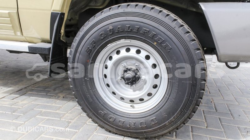 Big with watermark toyota land cruiser a ana import dubai 3955