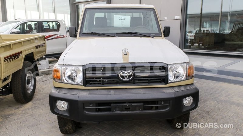 Big with watermark toyota land cruiser a ana import dubai 3956