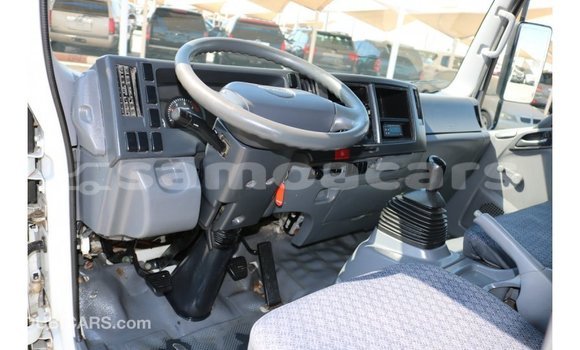Acheter Import Voiture Isuzu Rodeo Blanc à Import - Dubai, A'ana