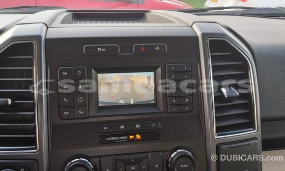 Acheter Import Voiture Ford Club Wagon Rouge à Import - Dubai, A'ana Acheter Import Voiture Ford Club Wagon Rouge à Import - Dubai, A'ana