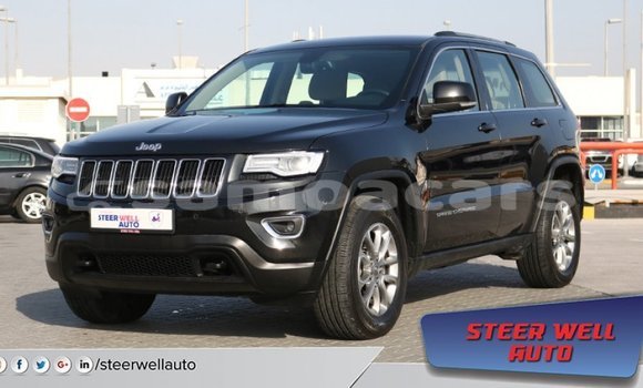 Acheter Import Voiture Jeep Grand Cherokee Noir à Import - Dubai, A'ana