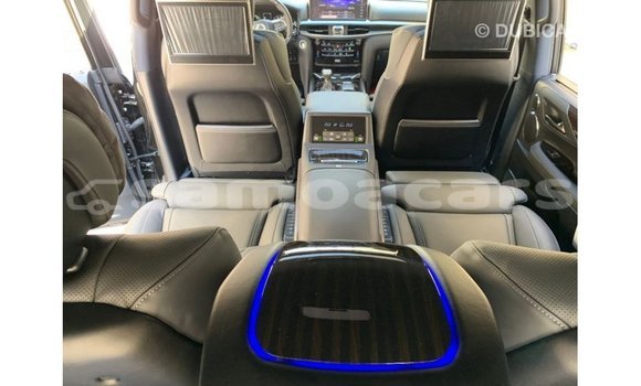 Acheter Import Voiture Lexus LX Noir à Import - Dubai, A'ana Acheter Import Voiture Lexus LX Noir à Import - Dubai, A'ana