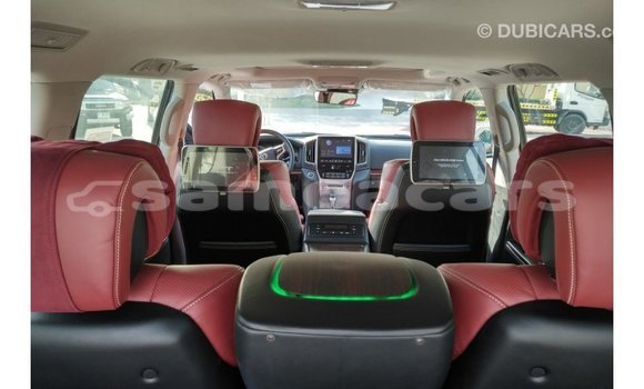 Buy Import Toyota Land Cruiser Black Car in Import - Dubai in A'ana Buy Import Toyota Land Cruiser Black Car in Import - Dubai in A'ana