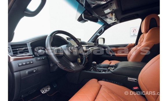 Acheter Import Voiture Lexus LX Noir à Import - Dubai, A'ana Acheter Import Voiture Lexus LX Noir à Import - Dubai, A'ana