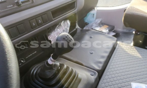 Acheter Import Voiture Toyota Coaster Blanc à Import - Dubai, A'ana Acheter Import Voiture Toyota Coaster Blanc à Import - Dubai, A'ana