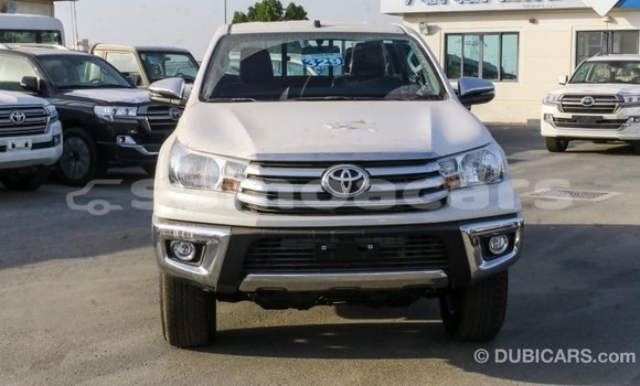 Buy Import Toyota Hilux White Car in Import - Dubai in A'ana Buy Import Toyota Hilux White Car in Import - Dubai in A'ana