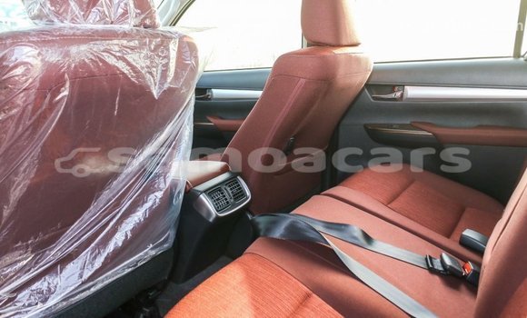 Buy Import Toyota Hilux White Car in Import - Dubai in A'ana Buy Import Toyota Hilux White Car in Import - Dubai in A'ana