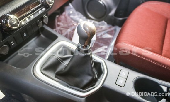 Buy Import Toyota Hilux White Car in Import - Dubai in A'ana Buy Import Toyota Hilux White Car in Import - Dubai in A'ana