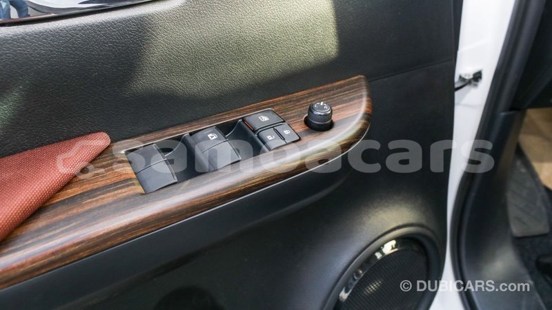 Big with watermark toyota hilux a ana import dubai 3987