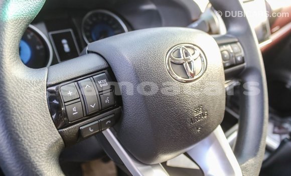 Buy Import Toyota Hilux White Car in Import - Dubai in A'ana Buy Import Toyota Hilux White Car in Import - Dubai in A'ana