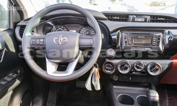 Buy Import Toyota Hilux White Car in Import - Dubai in A'ana Buy Import Toyota Hilux White Car in Import - Dubai in A'ana