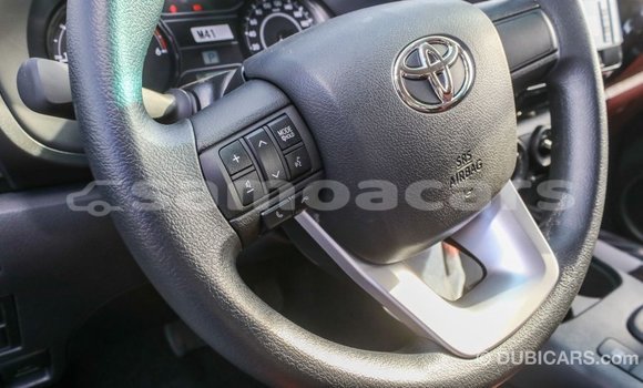 Buy Import Toyota Hilux White Car in Import - Dubai in A'ana Buy Import Toyota Hilux White Car in Import - Dubai in A'ana