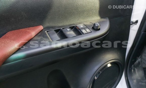 Buy Import Toyota Hilux White Car in Import - Dubai in A'ana Buy Import Toyota Hilux White Car in Import - Dubai in A'ana