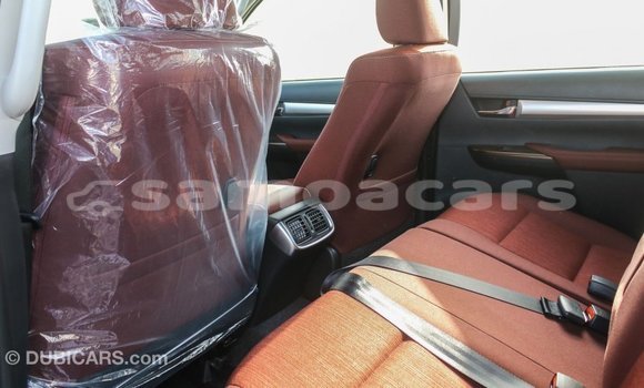 Buy Import Toyota Hilux White Car in Import - Dubai in A'ana Buy Import Toyota Hilux White Car in Import - Dubai in A'ana