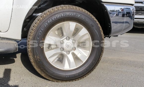 Buy Import Toyota Hilux White Car in Import - Dubai in A'ana Buy Import Toyota Hilux White Car in Import - Dubai in A'ana