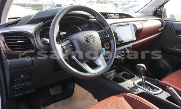 Buy Import Toyota Hilux White Car in Import - Dubai in A'ana Buy Import Toyota Hilux White Car in Import - Dubai in A'ana