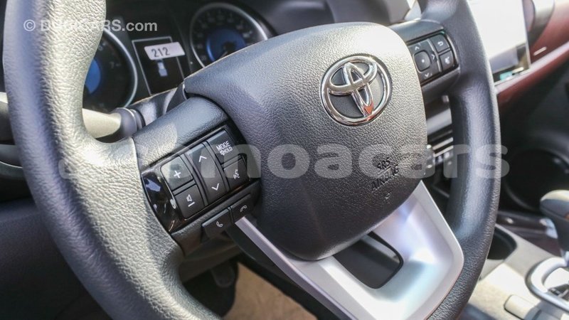 Big with watermark toyota hilux a ana import dubai 3996