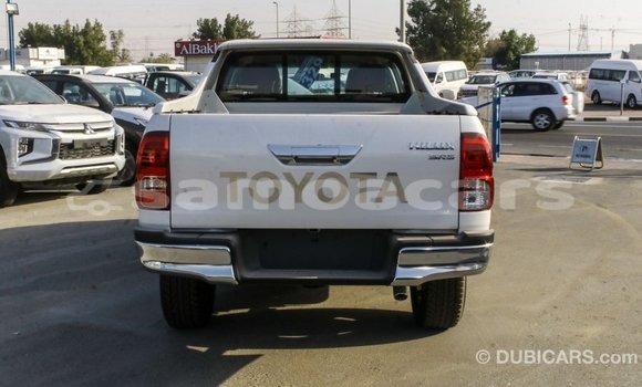 Buy Import Toyota Hilux White Car in Import - Dubai in A'ana Buy Import Toyota Hilux White Car in Import - Dubai in A'ana