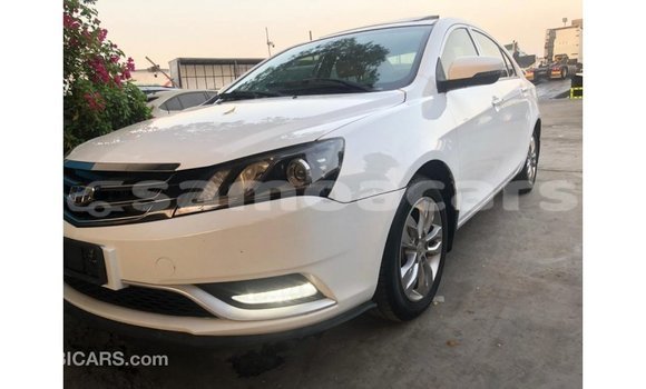 Acheter Import Voiture Geely Emgrand 7 Blanc à Import - Dubai, A'ana Acheter Import Voiture Geely Emgrand 7 Blanc à Import - Dubai, A'ana