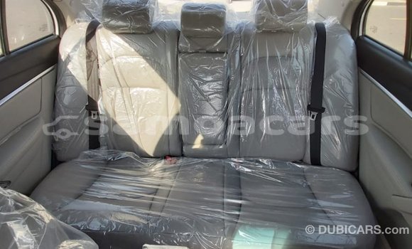 Acheter Import Voiture Geely Emgrand 7 Blanc à Import - Dubai, A'ana Acheter Import Voiture Geely Emgrand 7 Blanc à Import - Dubai, A'ana