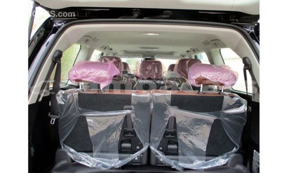 Acheter Import Voiture Toyota Land Cruiser Noir à Import - Dubai, A'ana Acheter Import Voiture Toyota Land Cruiser Noir à Import - Dubai, A'ana