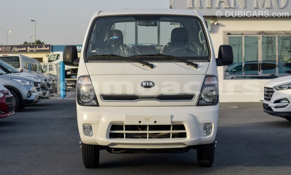 Buy Import Kia Carens White Car in Import - Dubai in A'ana Buy Import Kia Carens White Car in Import - Dubai in A'ana