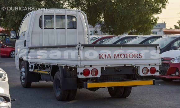 Buy Import Kia Carens White Car in Import - Dubai in A'ana Buy Import Kia Carens White Car in Import - Dubai in A'ana