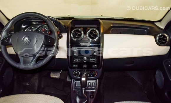 Acheter Import Voiture Renault Duster Blanc à Import - Dubai, A'ana Acheter Import Voiture Renault Duster Blanc à Import - Dubai, A'ana