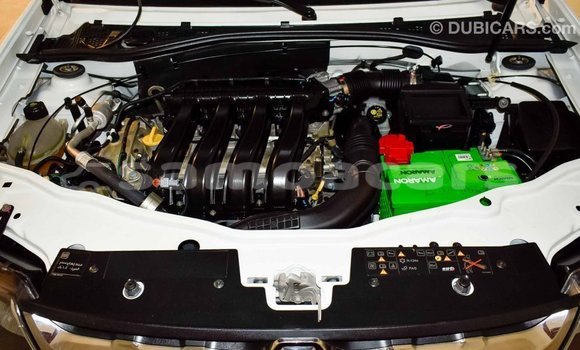 Acheter Import Voiture Renault Duster Blanc à Import - Dubai, A'ana Acheter Import Voiture Renault Duster Blanc à Import - Dubai, A'ana