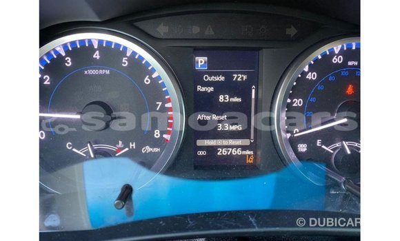 Acheter Import Voiture Toyota Highlander Blanc à Import - Dubai, A'ana Acheter Import Voiture Toyota Highlander Blanc à Import - Dubai, A'ana