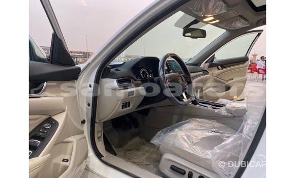 Acheter Import Voiture Honda Accord Blanc à Import - Dubai, A'ana Acheter Import Voiture Honda Accord Blanc à Import - Dubai, A'ana