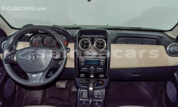 Acheter Import Voiture Renault Duster Blanc à Import - Dubai, A'ana Acheter Import Voiture Renault Duster Blanc à Import - Dubai, A'ana