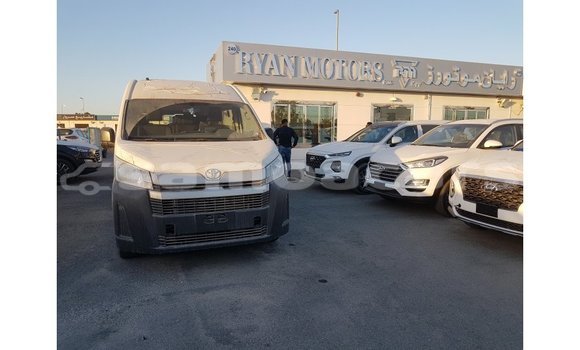 Buy Import Toyota Hiace White Car in Import - Dubai in A'ana Buy Import Toyota Hiace White Car in Import - Dubai in A'ana