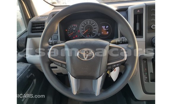 Buy Import Toyota Hiace White Car in Import - Dubai in A'ana Buy Import Toyota Hiace White Car in Import - Dubai in A'ana