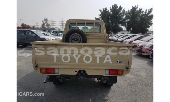 Buy Import Toyota Land Cruiser Beige Car in Import - Dubai in A'ana Buy Import Toyota Land Cruiser Beige Car in Import - Dubai in A'ana