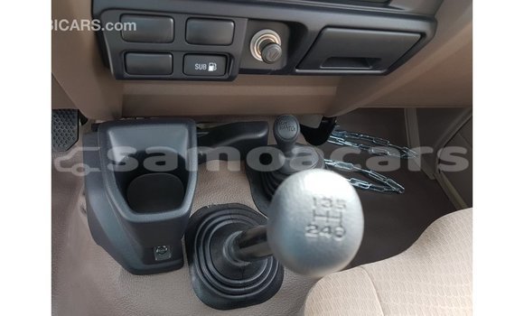 Buy Import Toyota Land Cruiser Beige Car in Import - Dubai in A'ana Buy Import Toyota Land Cruiser Beige Car in Import - Dubai in A'ana